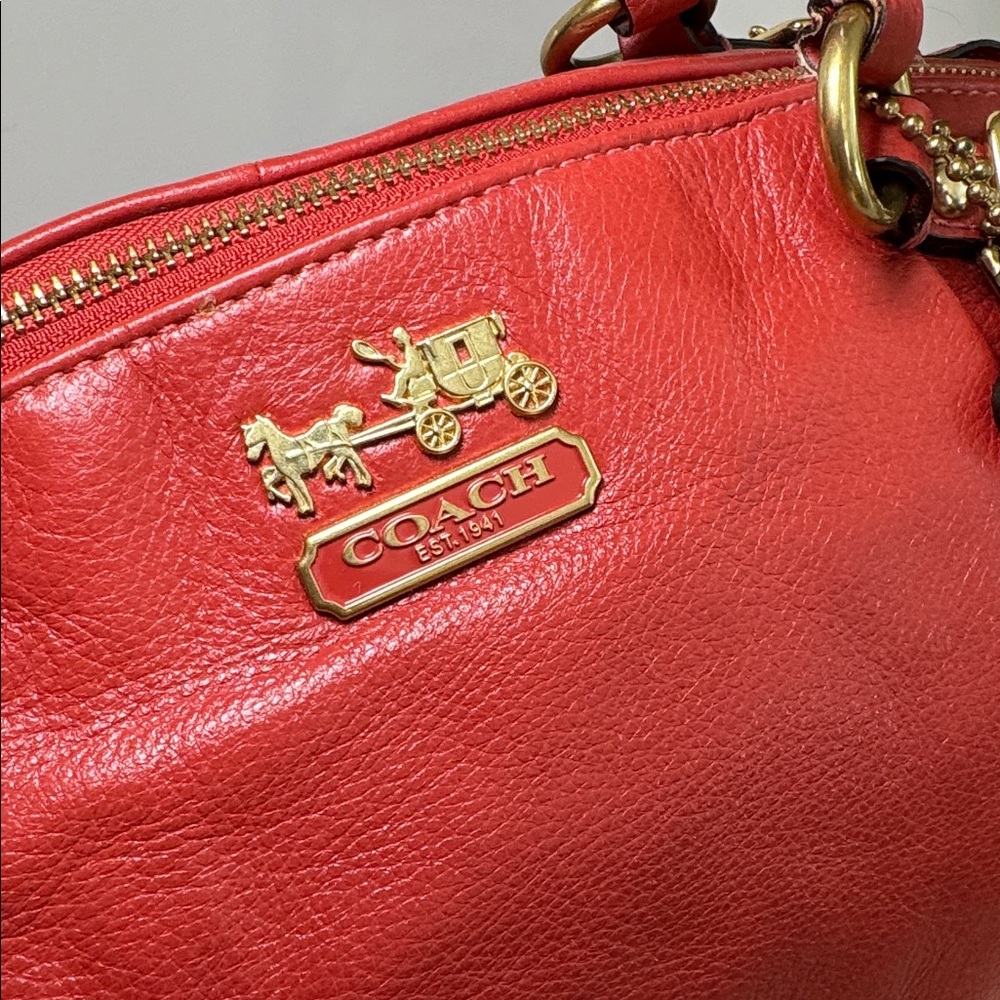 Coach Madison Leather Lindsey Satchel *Authentic* - Picture 2 of 16